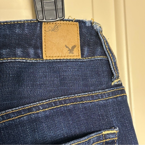 American Eagle Jeans Women's Sz. 2R Slouchy Stretch Cotton Blend 9" Rise - Picture 8 of 11